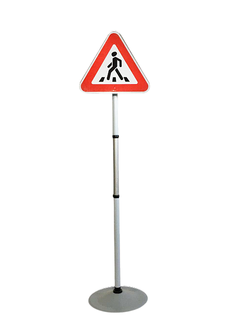Знак дорожный "Пешеходный переход" 1.22 типоразмер 40 на стойке с основанием 3кг светоотражающий
